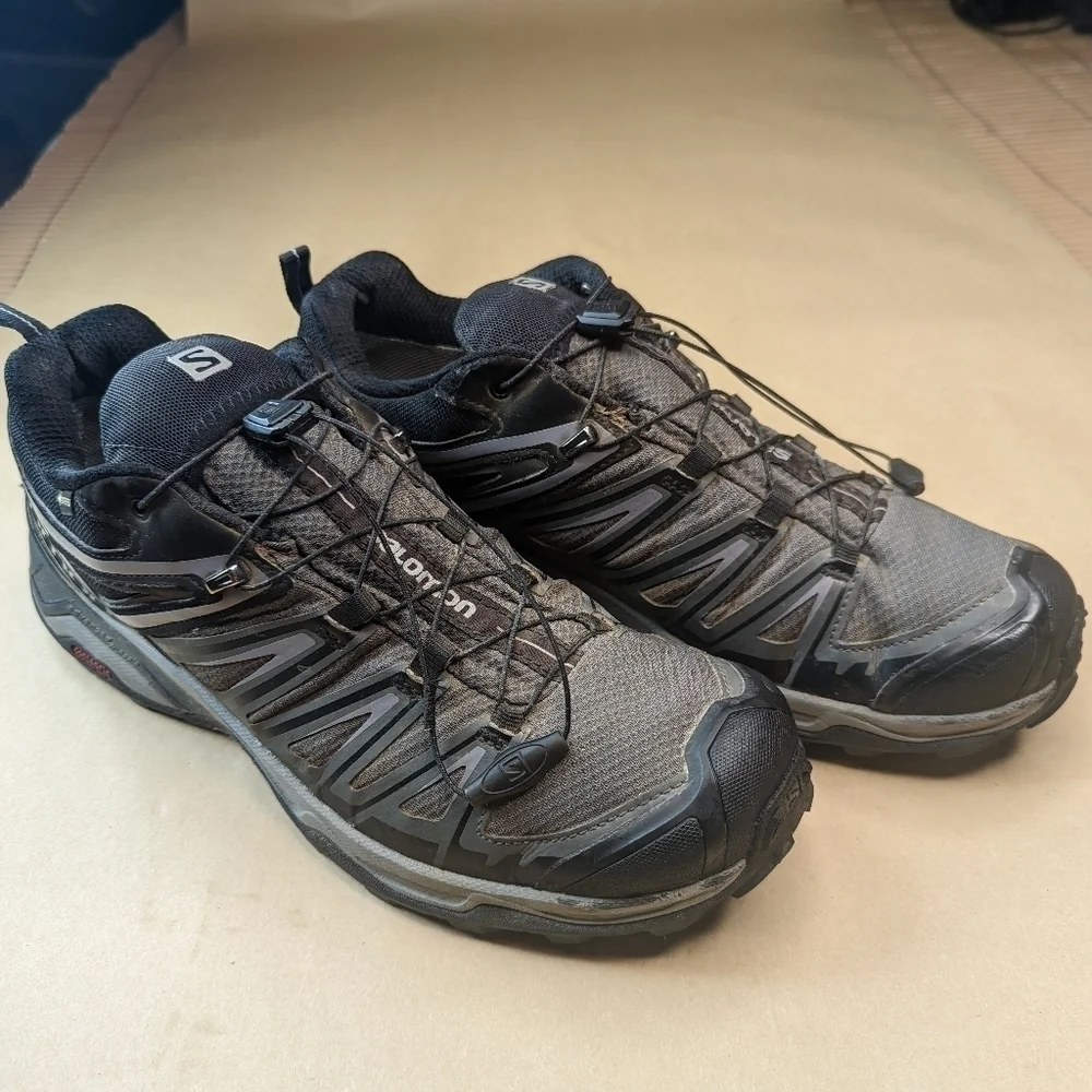 Salomon X Ultra Mid Gortex Black Gray Hiking Boots  Ortholite Men's Size 10The
